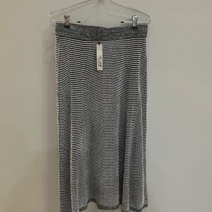 NWT NIC+ZOE Pixel Knit Skirt. Size S